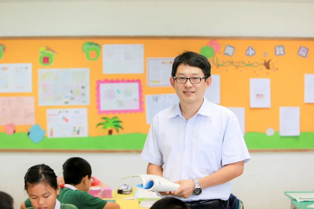 教师园地丨怀着希望与梦想，做一个快乐的数学教师