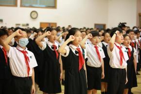 红色传承话历史 童心向党爱中华 Love our country and the Party