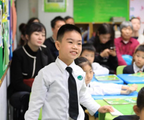 Parents participate fully on Grade 1 Open Day 家长进校园 携手促成长
