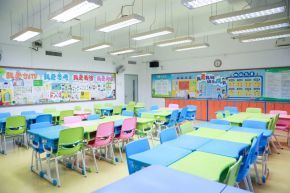 窗明几净映文明 卫生习惯常相伴 Cleanliness and Order Mirror Civilization